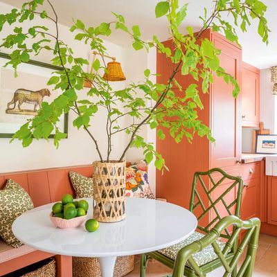 6 features you'll find in every stylish modern country kitchen diner – the ingredients you need to curate a relaxed space for your family