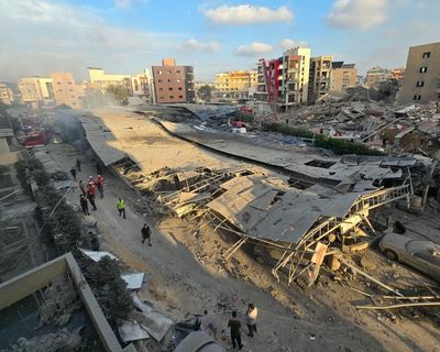 Middle East crisis live: Israel-Lebanon talks begin in Washington as conflict continues