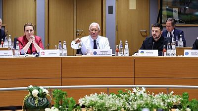 EU ready to 'step up' in Ukraine-Russia talks but ceasefire must come first, summit draft shows