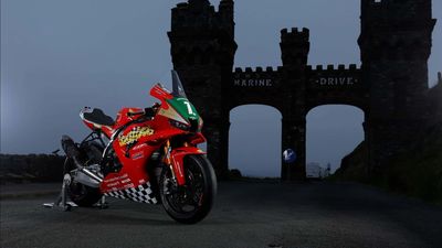 John McGuinness Honored By Honda on His 30th IOM TT Anniversary. We Do Love a Special Livery
