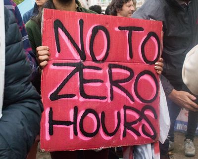 Zero-hours contracts: ministers’ detailed plans for UK ban criticised by firms and unions