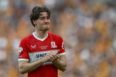 Everton emerge as shock frontrunners for Manchester United and Spurs transfer target: report