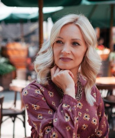 The Silent Hormone Shift Women Over 40 Experience Every June