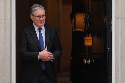 Starmer defends disappearing WhatsApp messages use after Mandelson files release