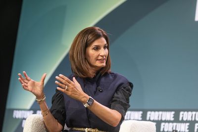 Should you treat AI agents as colleagues? Fortune 500 executives can't settle the debate