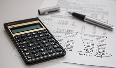 Americans' Understanding Of Basic Finance Drops To 10-Year Low: Report