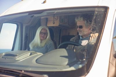 6 Things to Keep in Your Car That Could Save Your Life