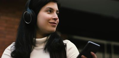 From cloning romance authors to YouTube piracy, AI is transforming audiobooks