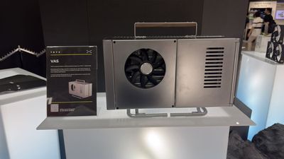 The Tryx Vas PC case: briefcase or air conditioning unit, you decide
