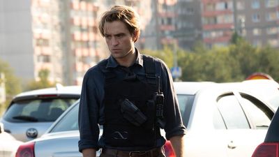Robert Pattinson's wild dead character Tenet theory was immediately shut down by his co-star: "What are you talking about?"