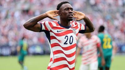 Could the Z 120-300mm f/2.8 be a surprise addition to Nikon’s World Cup squad? I’ll be keeping an eye on the sidelines