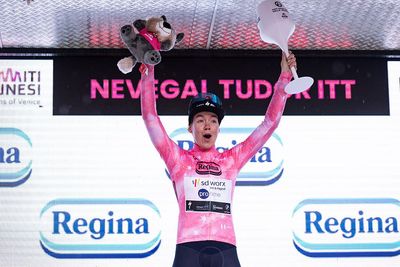 'The road to victory is not always immediate' – Anna van der Breggen turns back the years in race against the clock at Giro d'Italia Women mountain time trial