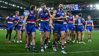 'What bye?': Bont and Bulldogs loom large for Hawks