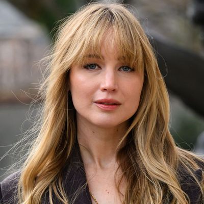 I Need to Know How Jennifer Lawrence Styles the Chartreuse Color Trend So Effortlessly