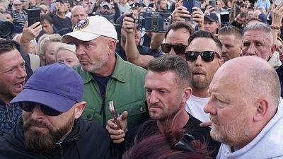 UK: Police and protesters clash at Southampton rally over student killing