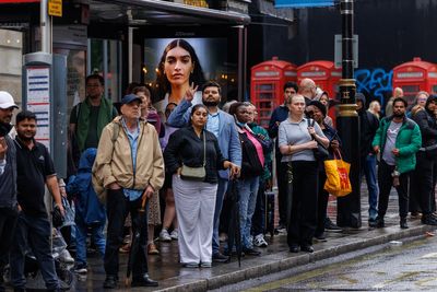 London travel LIVE: New Cross disruption as Sadiq Khan urges last-ditch talks to avoid Thursday Tube strike