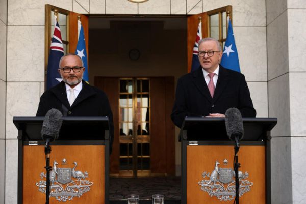 New Solomons PM seeks treaty with Australia, rethinking pact with China