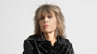 "It reminds me of monkeys wanking in full view of the people standing around their enclosure." Chrissie Hynde slams fans who film concerts on their phones