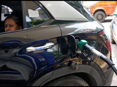 Uttar Pradesh targets 35% cut in NCR pollution, rolls out tougher vehicle curbs