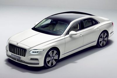 New Bentley Flying Spur brings back a classic face and adds supercar pace
