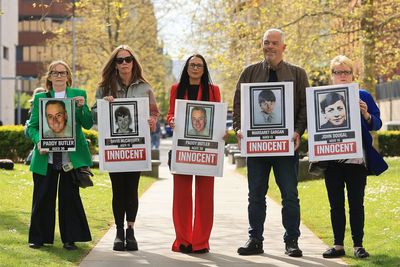 Keir Starmer apologises to families of five people killed by soldiers in 1972