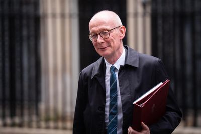 Labour split as minister criticises party’s attempts to reform welfare