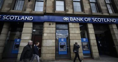 Bank of Scotland issues statement after customers report major outage
