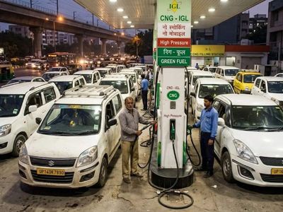 Why Noida and Ghaziabad cab drivers prefer filling CNG in Delhi
