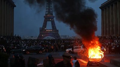 Paris violence: Misleading videos flood social media following Champions League final