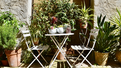 How To Create A Patio Space That Feels Like Provence, Even In A Small Yard