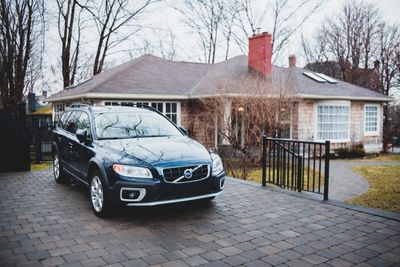 HOA Targets Driveway Use: Homeowner Outraged After Warning Letter Sparks Property Rights Clash