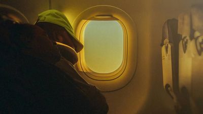 How to sleep on a plane: 5 things I use to sleep well during a flight as a travel expert