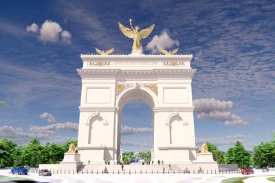 Trump’s proposed victory arch will have an observation deck - but a big question mark hangs over how to reach it