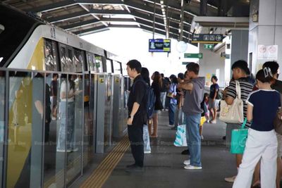 B17-45 electric train fare cap headed for cabinet nod