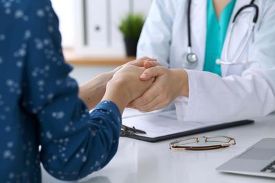 ‘Landmark’ ovarian cancer treatment approved for NHS use