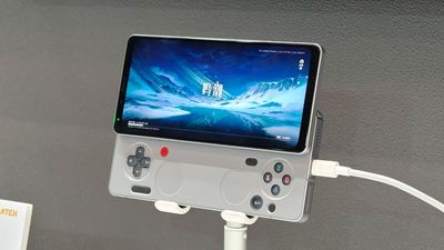 I just found the Sony Xperia Play tribute I've been dreaming of — this retro gaming handheld takes me back to 2012