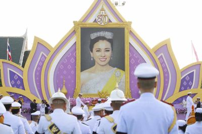 Banquet honours Queen's birthday