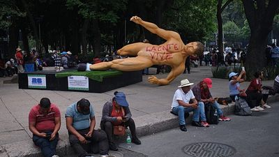 World Cup player statues toppled during protest in Mexico City