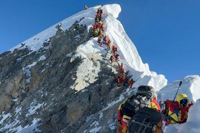 Nepali climber alive after six days missing on Everest