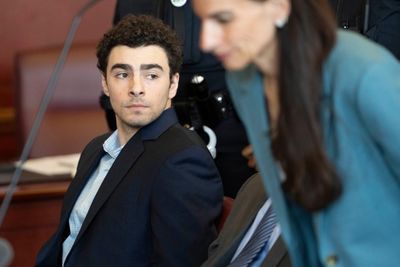 Judge in Luigi Mangione case holds secret hearing despite press objections
