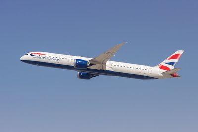 British Airways extends Dubai flight suspension until autumn