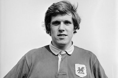 Ireland and Lions rugby great Fergus Slattery dies aged 77