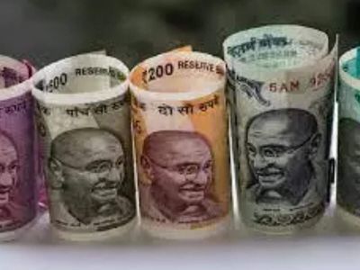 Parliament panel meeting discusses concerns over rupee, sluggish private investment