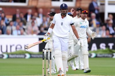 England’s Emilio Gay an early casualty before rain disrupts first Test of summer