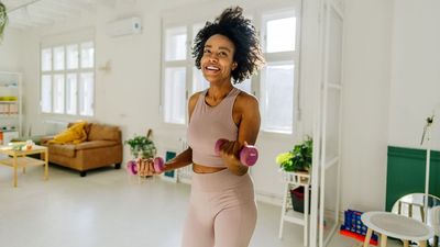 I asked an expert trainer to share her favorite upper-body workout for muscle growth—she recommends this 20-minute routine