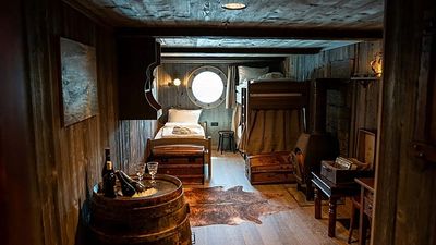 Travel back to the time of the great Arctic expeditions with a stay in this 19th-century style cabin