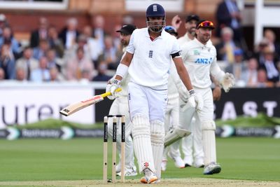 Emilio Gay endures difficult start on England Test debut at Lord’s