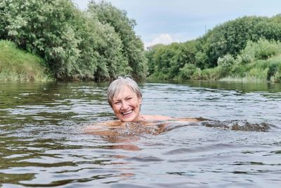Can freshwater swimming lead to hearing loss?