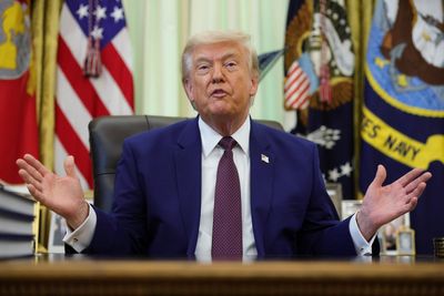 Trump eviscerates four Republicans who voted against his Iran war in early-morning rant