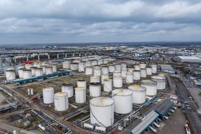 Oil execs warn Trump that Iran war will cause gas prices to spike within weeks due to dwindling supplies: report